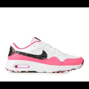 Great condition. Only worn once.